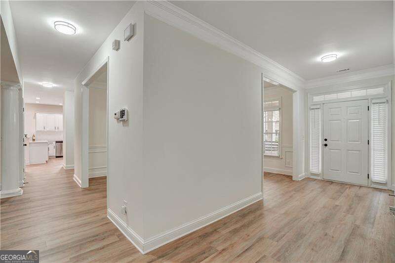 6027 Windfall Court Property Photo 9