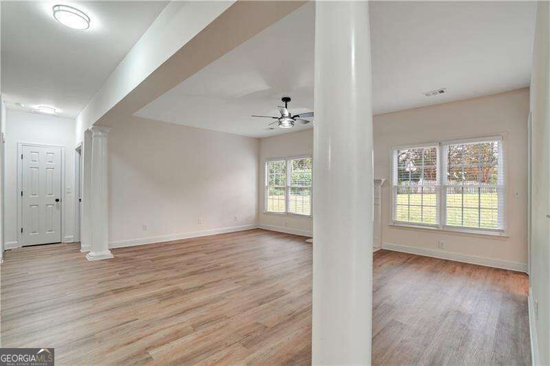 6027 Windfall Court Property Photo 10
