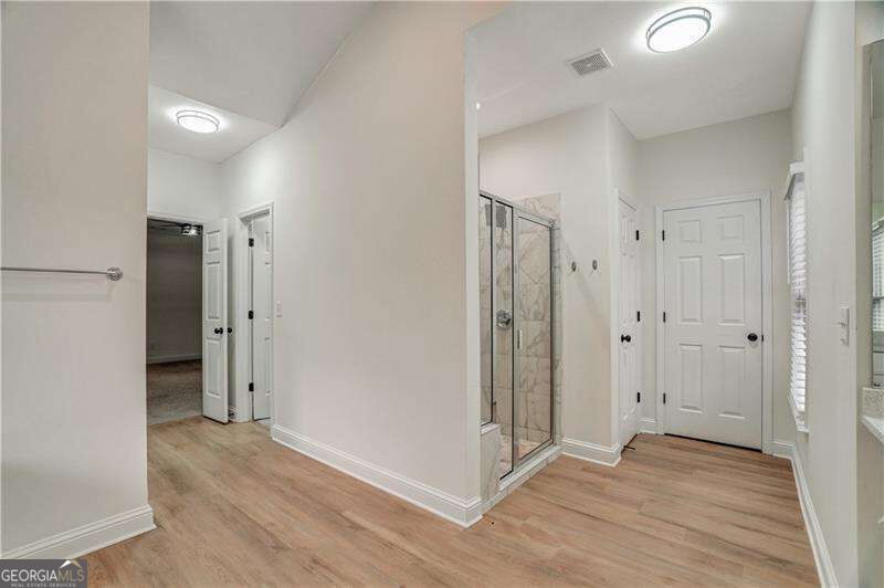6027 Windfall Court Property Photo 25