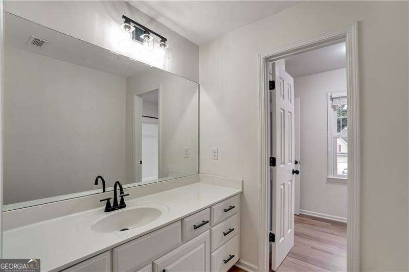 6027 Windfall Court Property Photo 33