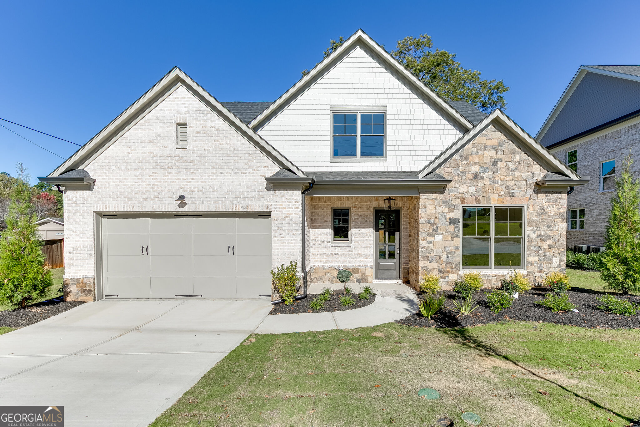 11 Stonehedge Drive Property Photo 1