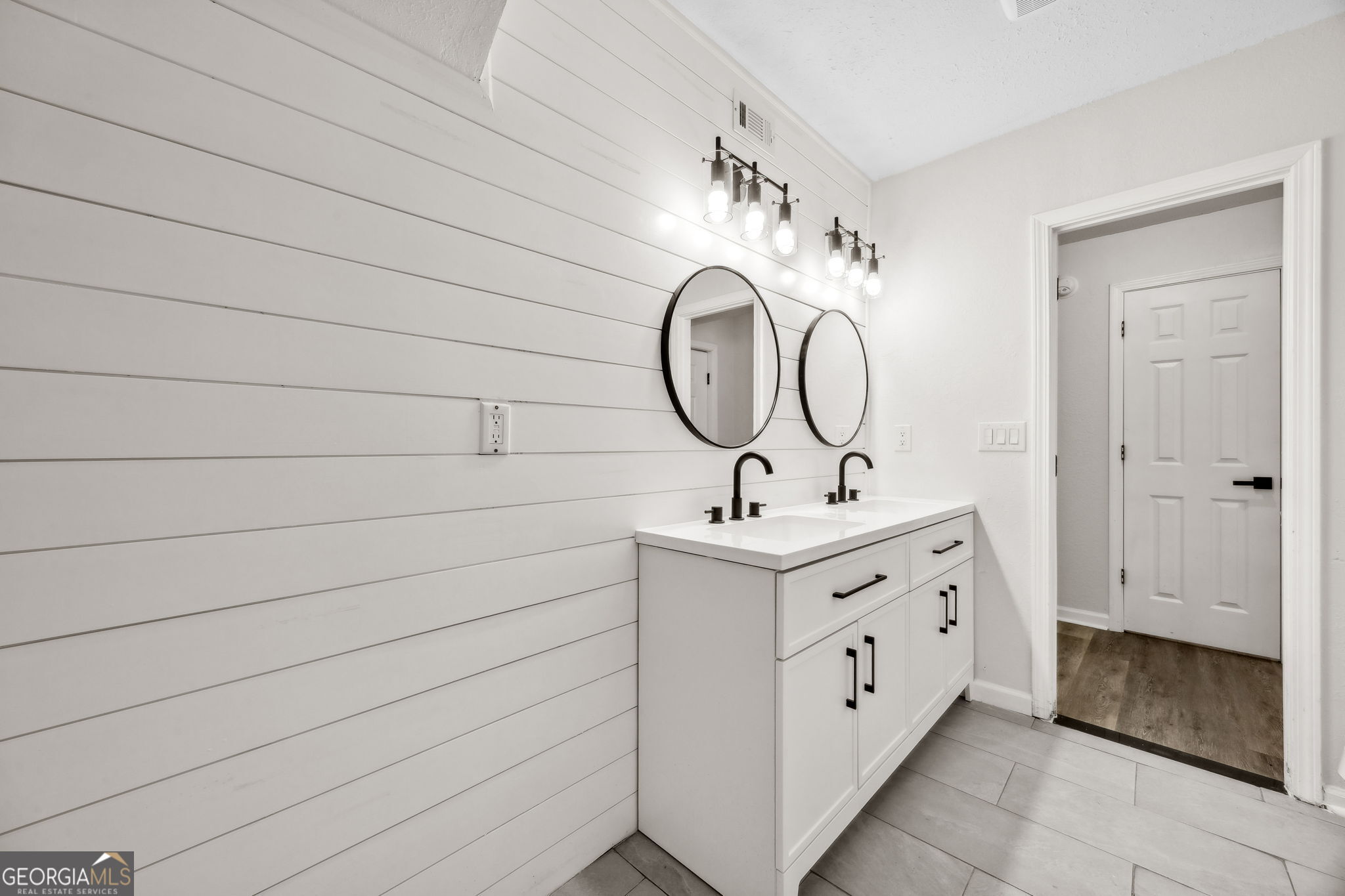 106 Meadow Court Property Photo 35