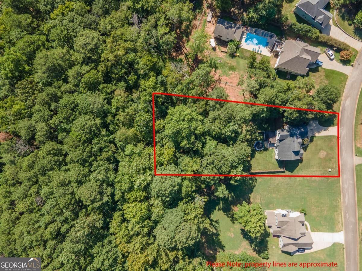 108 Hidden Springs Drive Property Photo 4