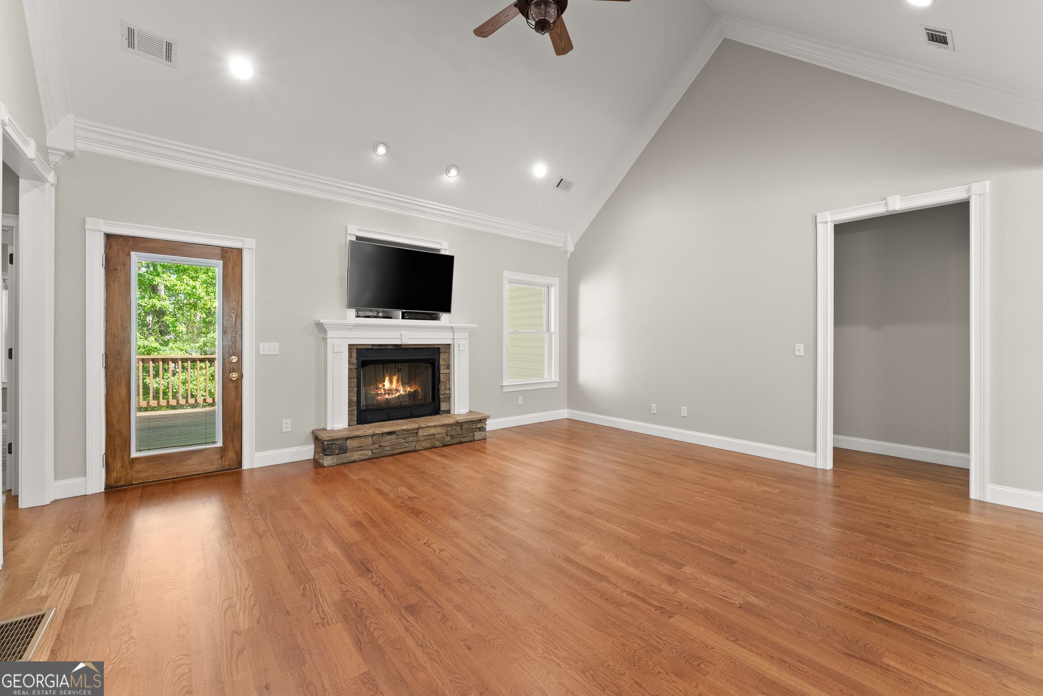 45 Holcomb Drive Property Photo 8