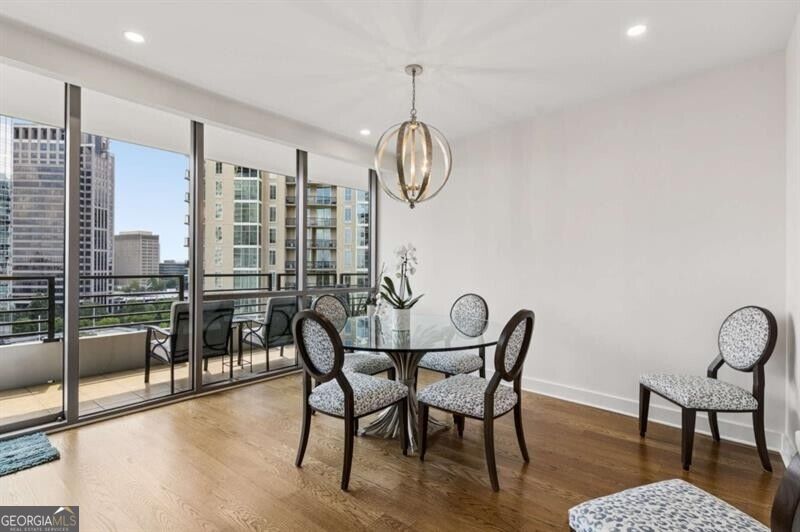 700 Park Regency Place Ne # 1604 Property Photo 11