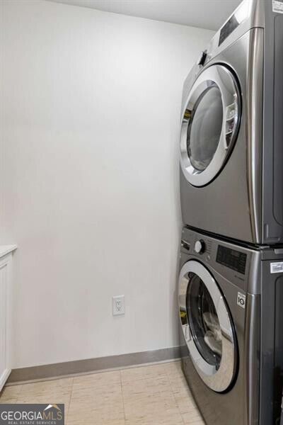700 Park Regency Place Ne # 1604 Property Photo 16