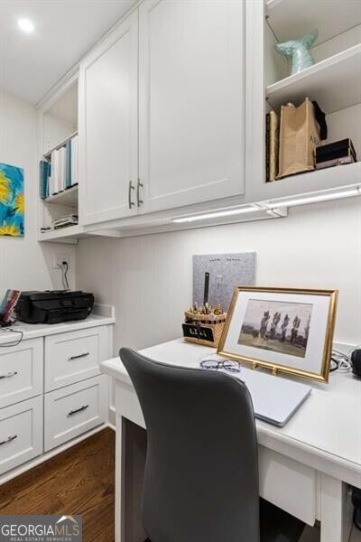 700 Park Regency Place Ne # 1604 Property Photo 26