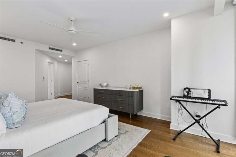 700 Park Regency Place Ne # 1604 Property Photo 30