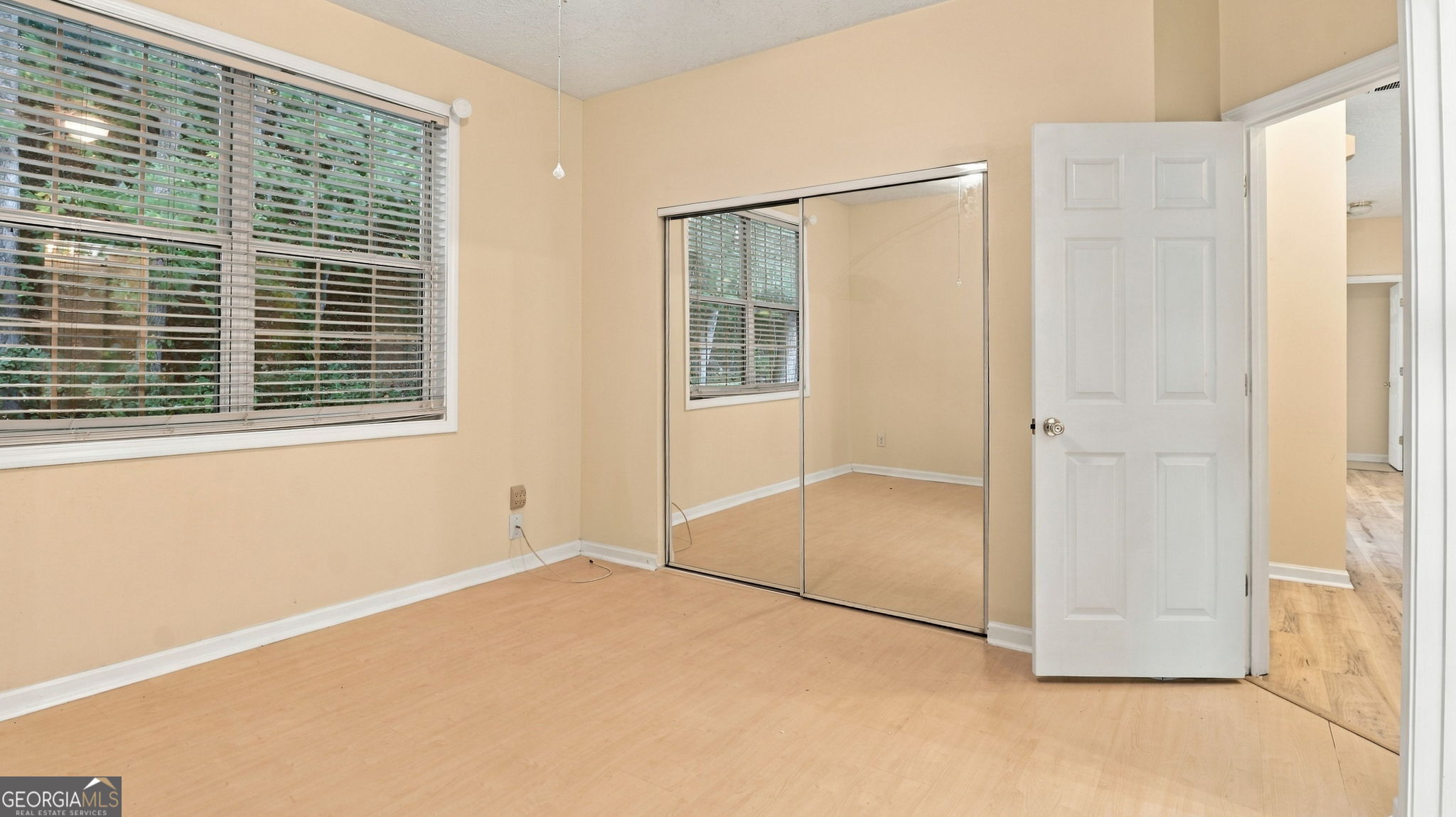 682 Bedford Court Property Photo 20