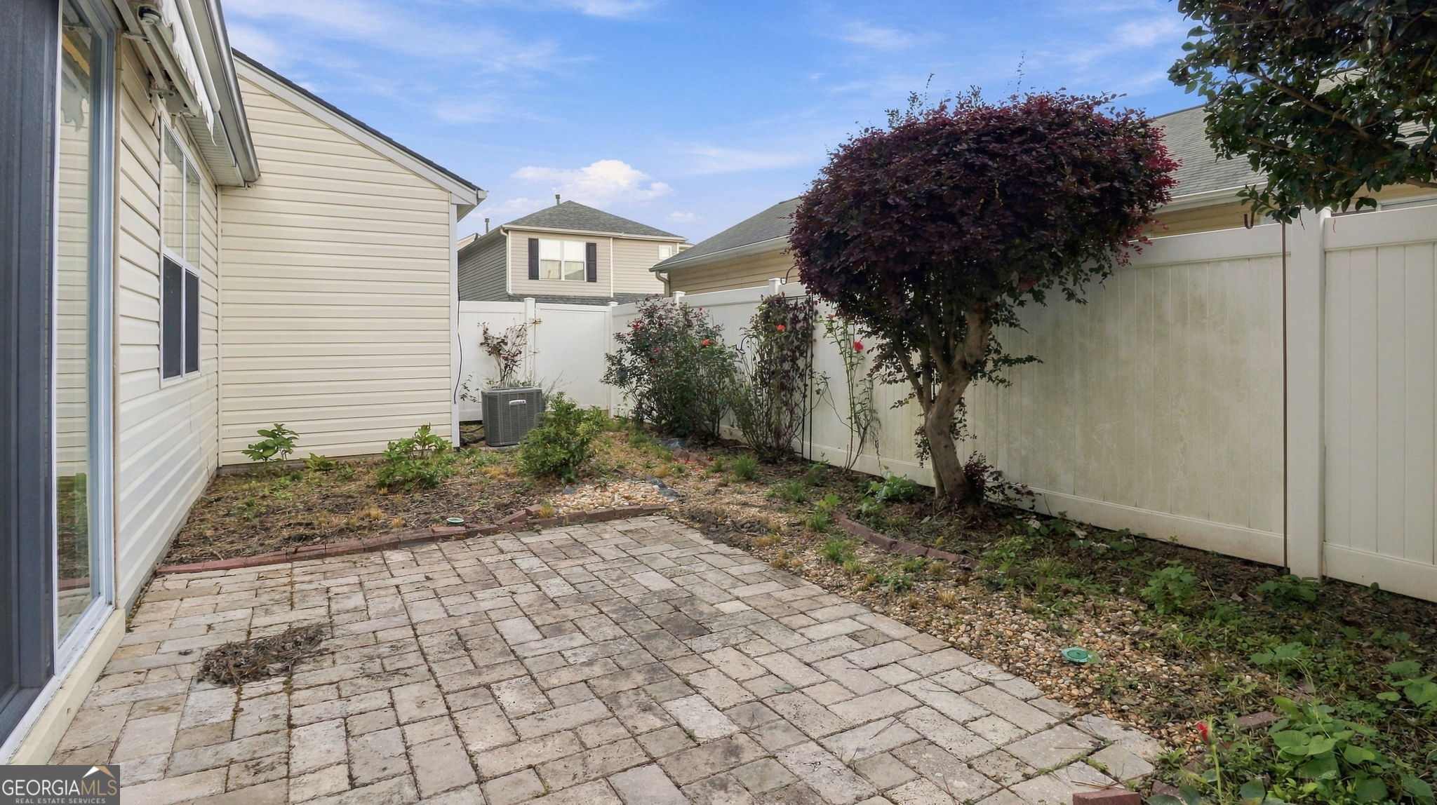 682 Bedford Court Property Photo 21