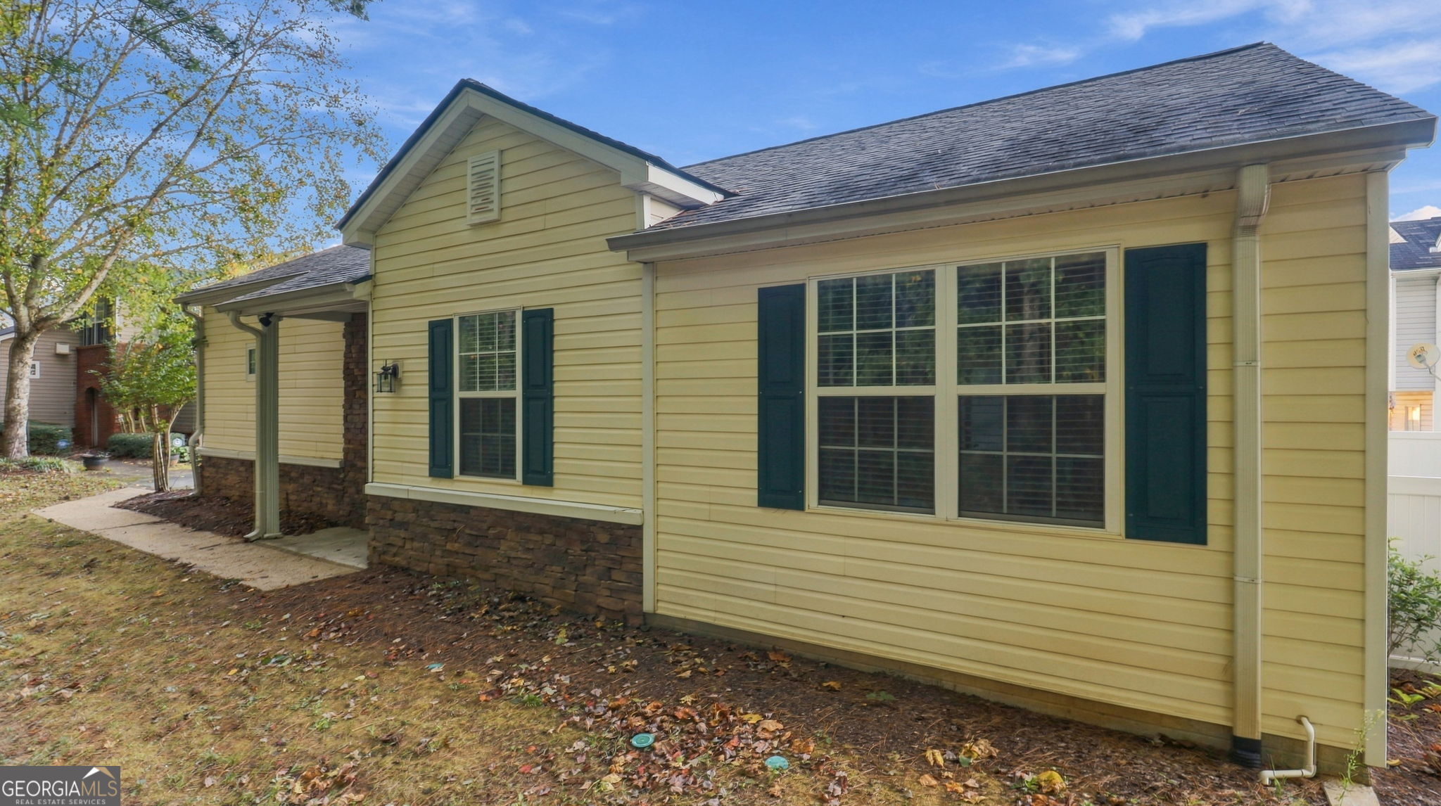682 Bedford Court Property Photo 22