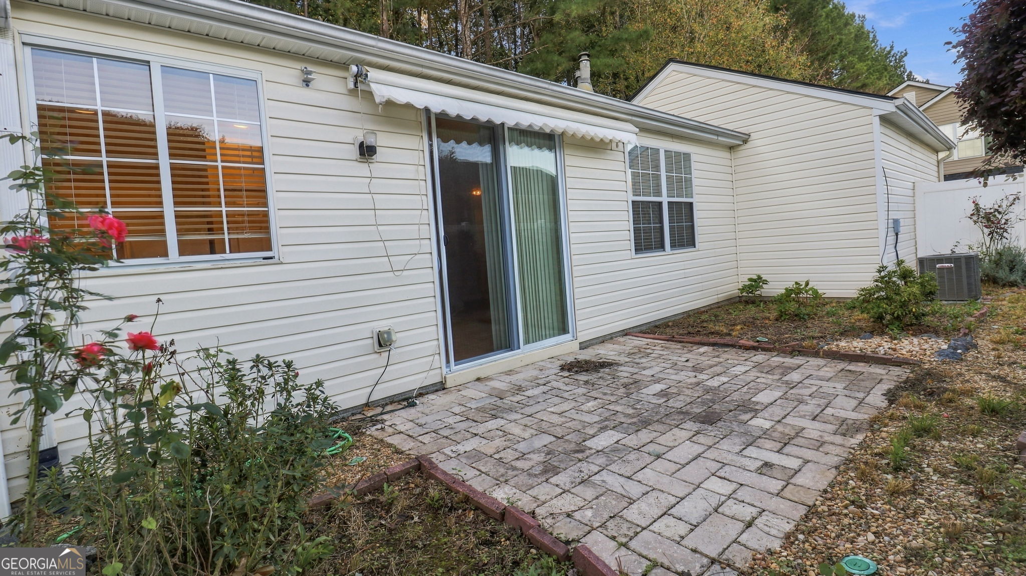 682 Bedford Court Property Photo 25