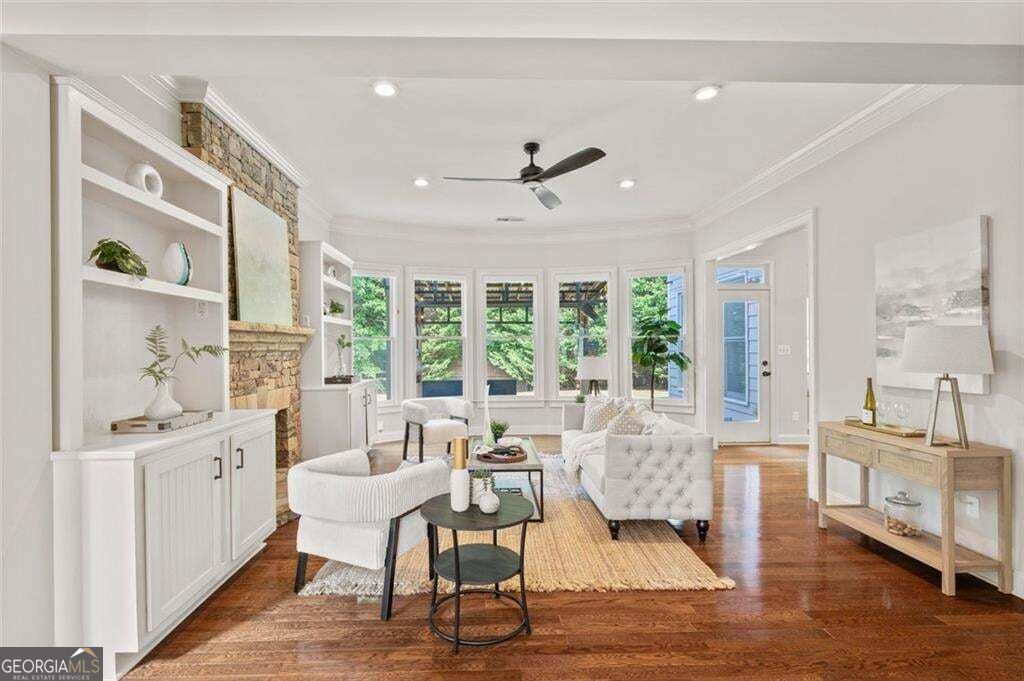 4054 Hill House Road Sw Property Photo 8