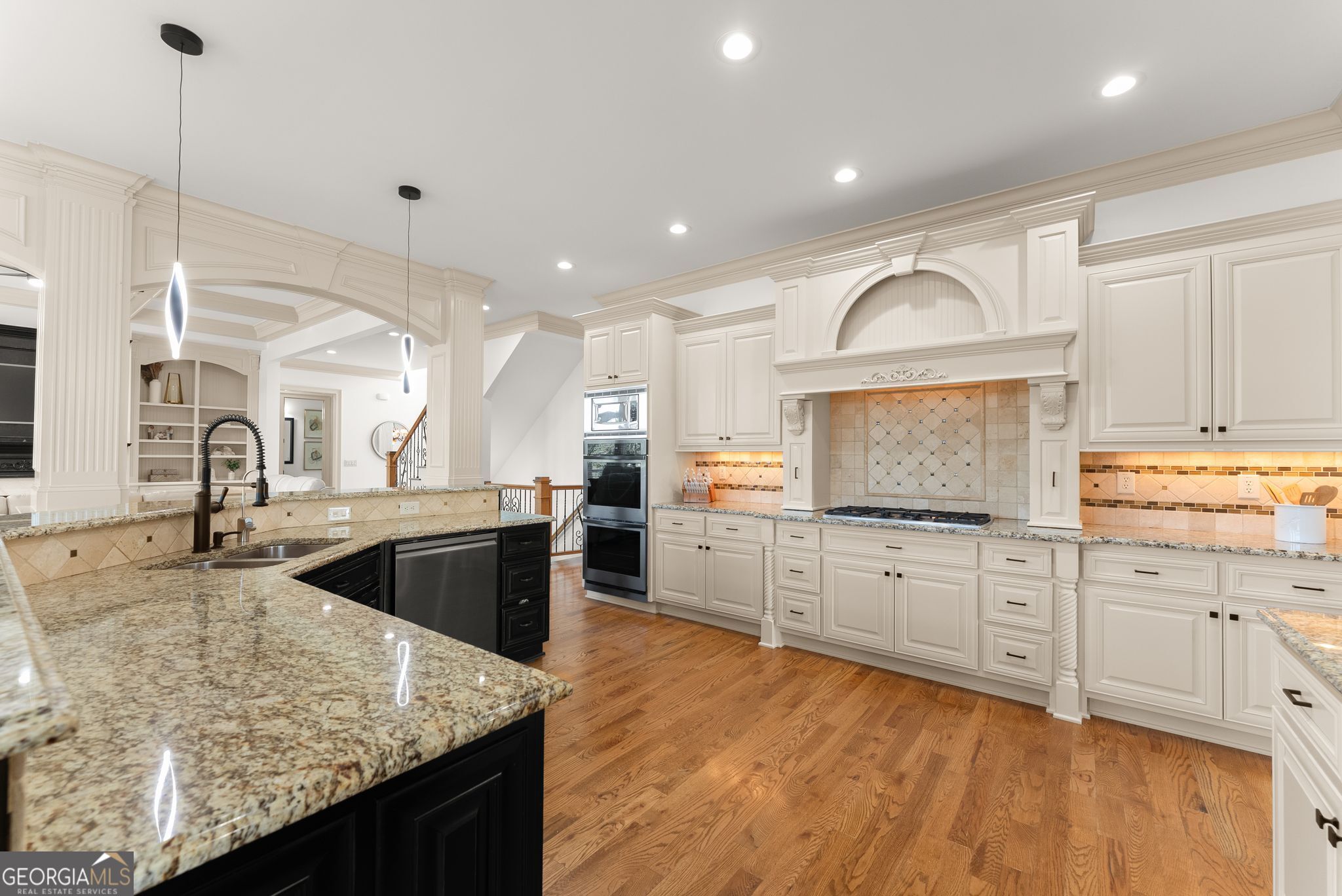 4645 Manor Drive Property Photo 19