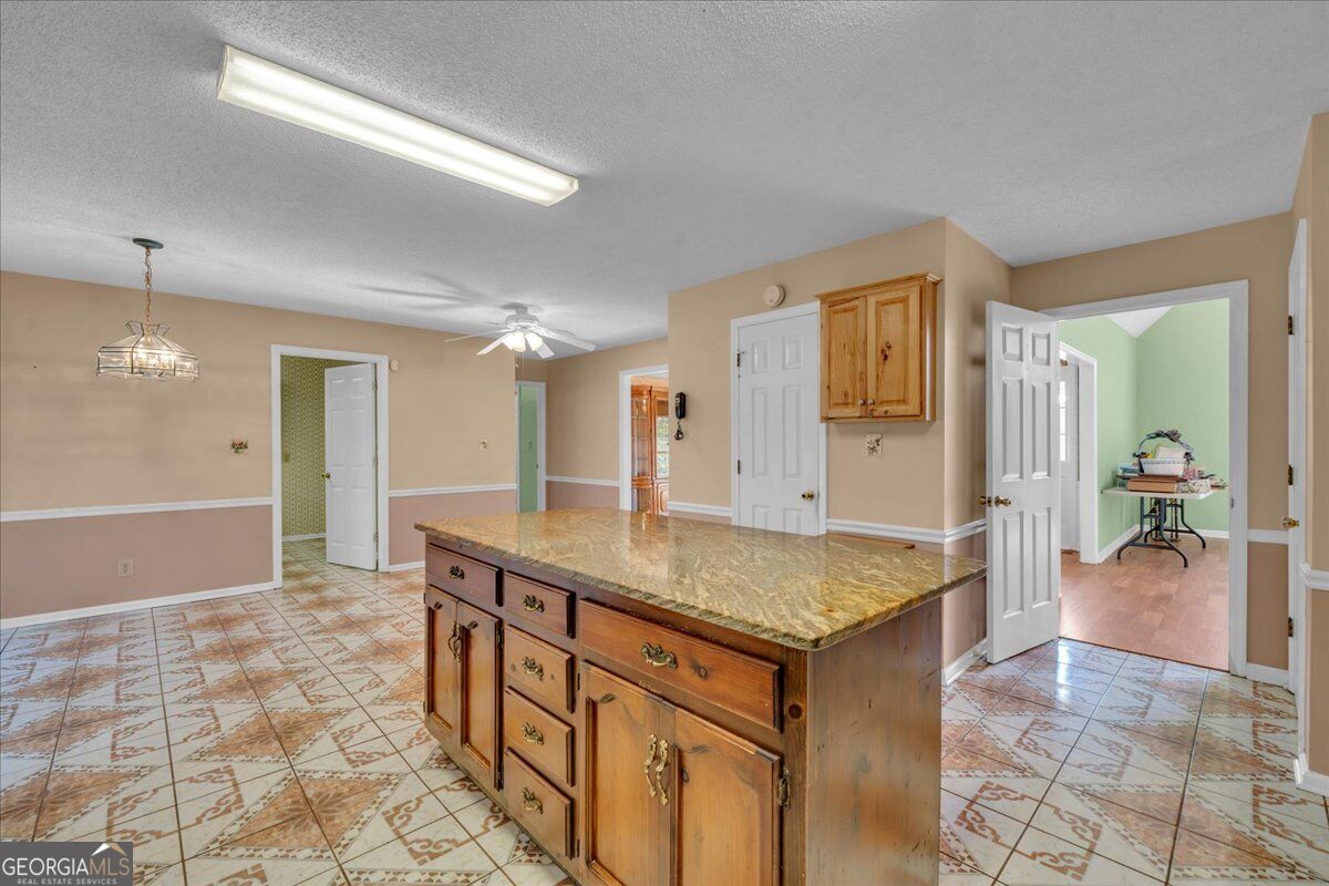105 Julies Circle Property Photo 12