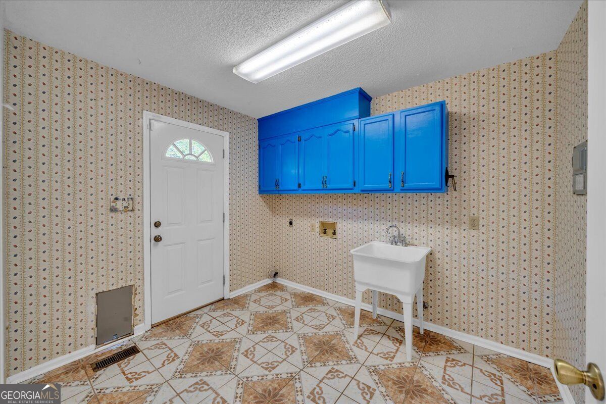 105 Julies Circle Property Photo 16