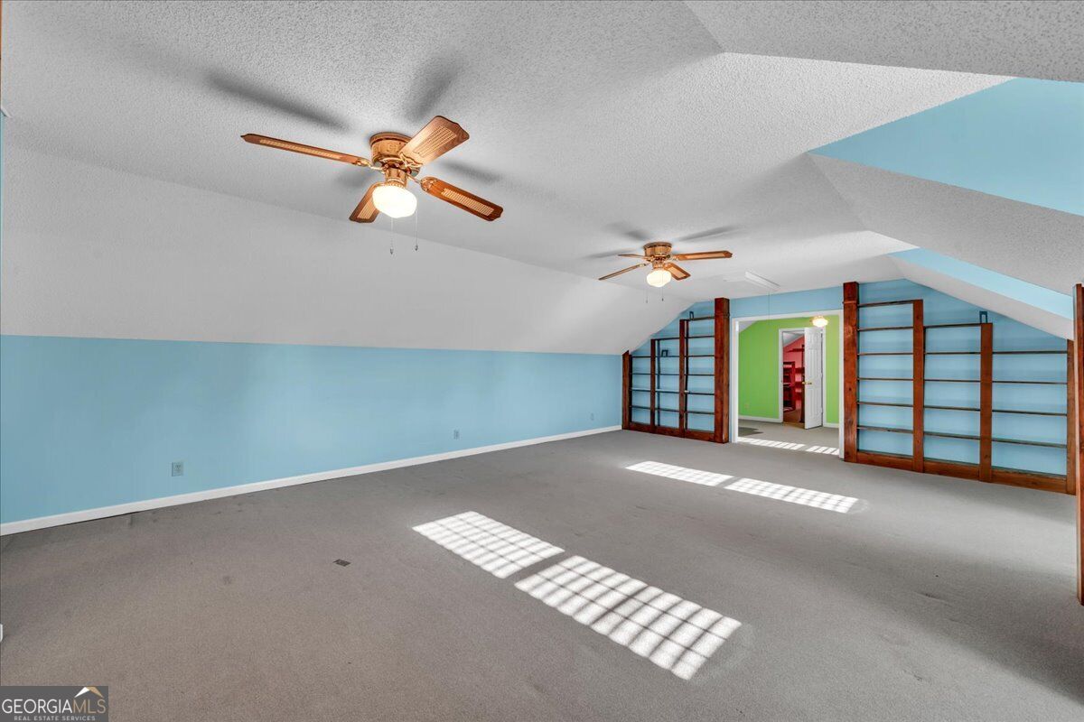 105 Julies Circle Property Photo 33