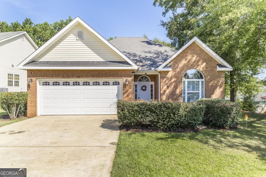 105 Shiloh Court Property Photo 1