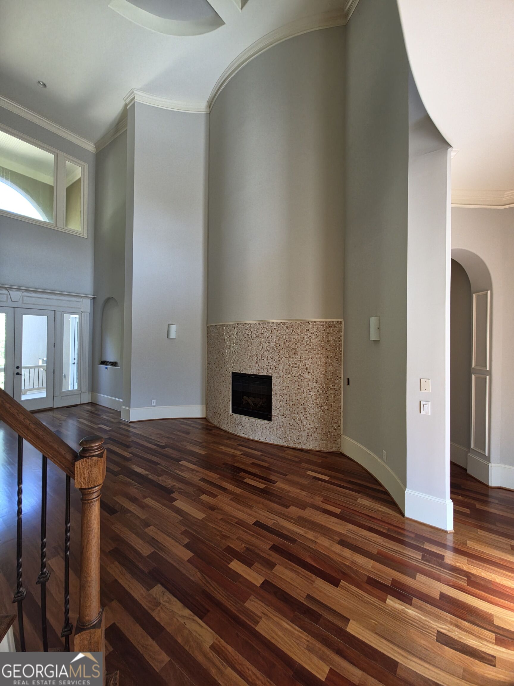 1824 Gateway Drive Property Photo 11