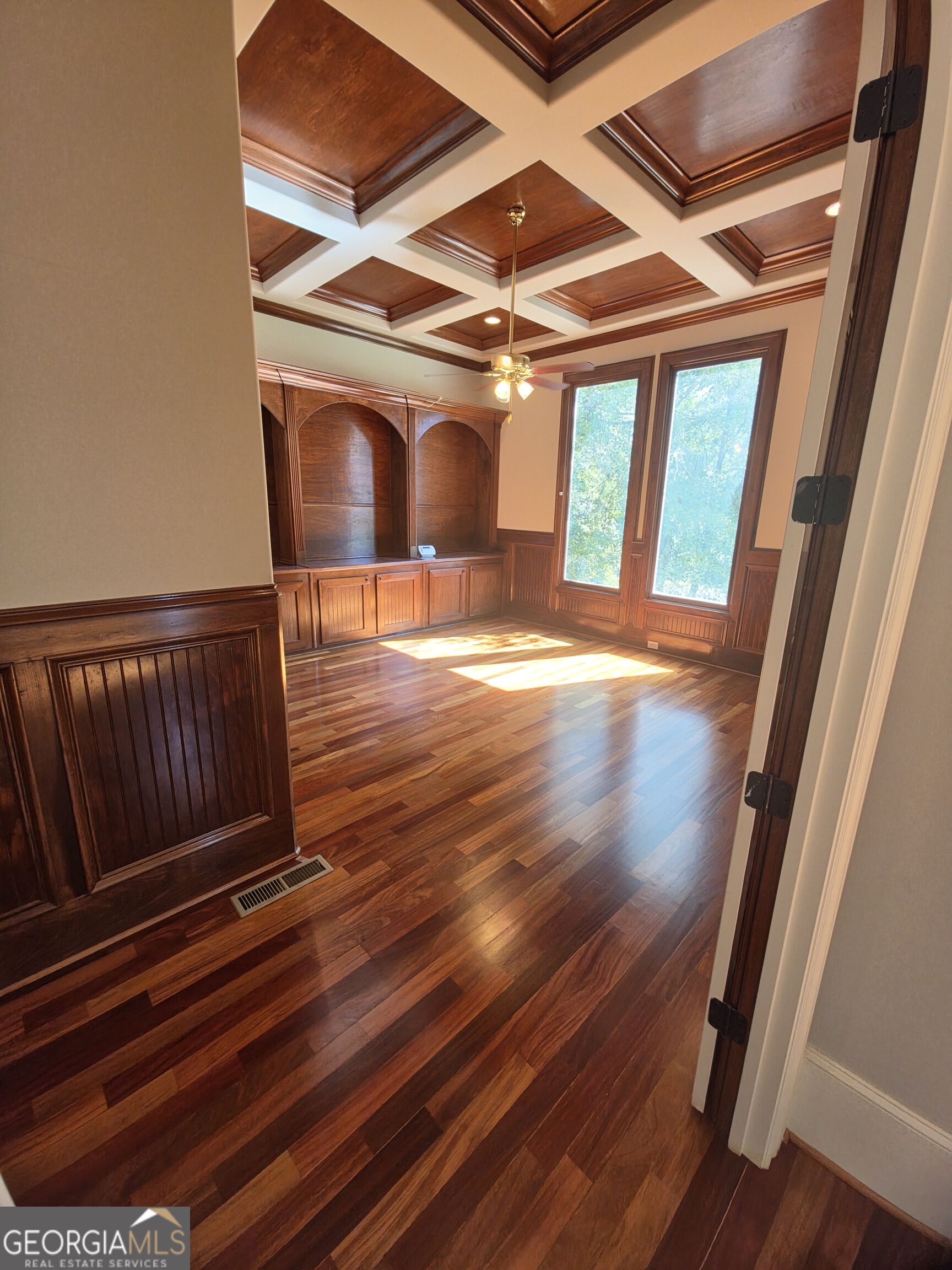 1824 Gateway Drive Property Photo 22