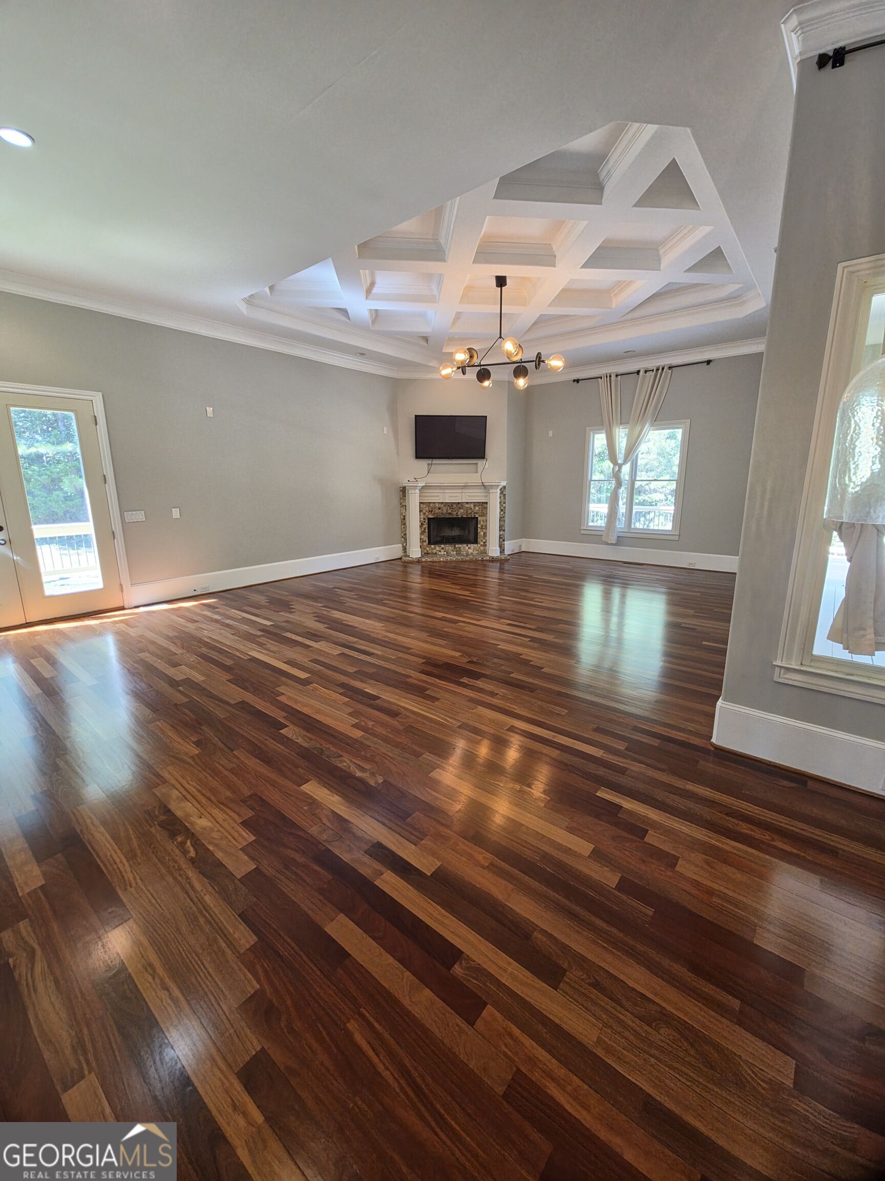 1824 Gateway Drive Property Photo 23