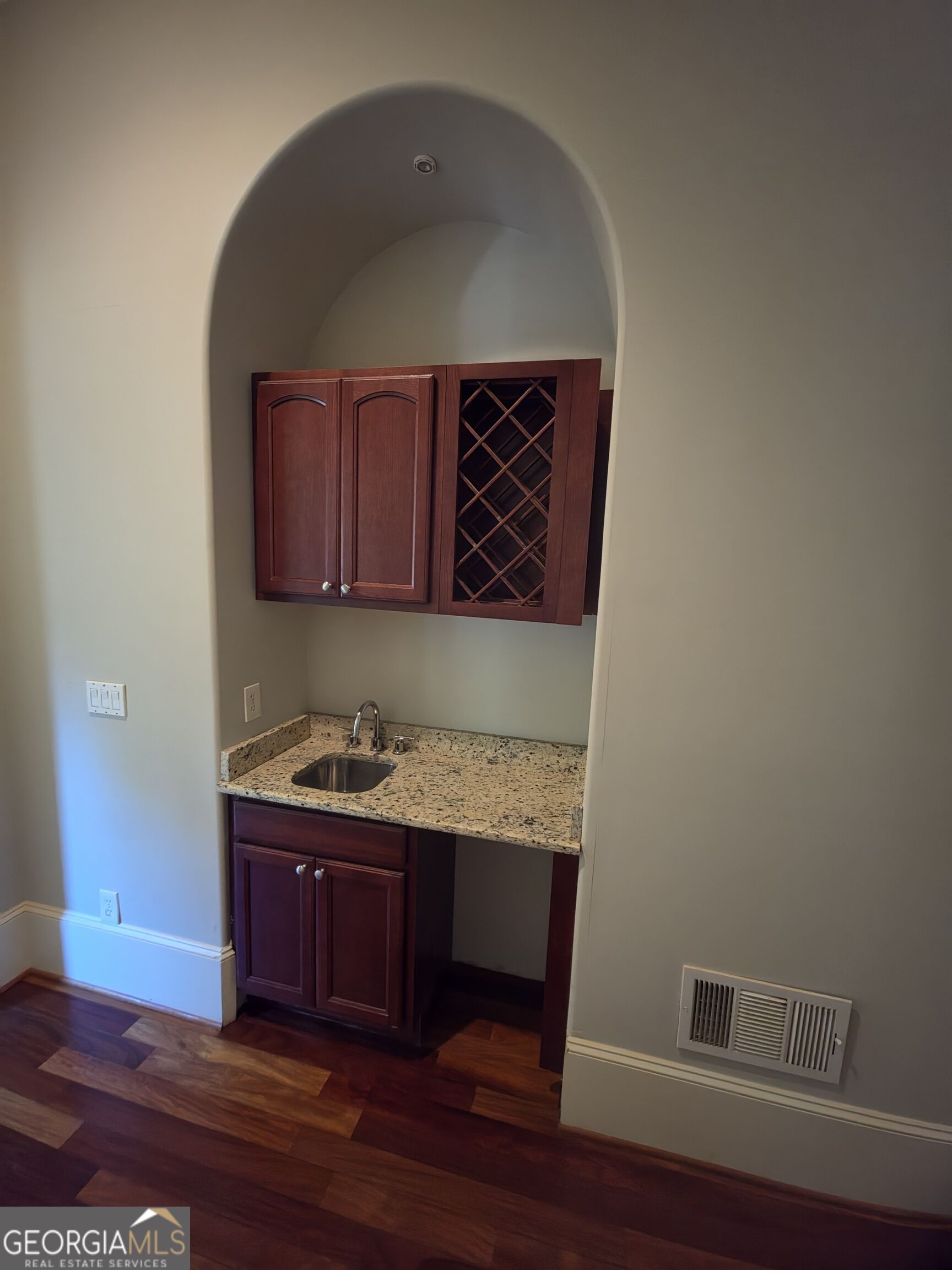 1824 Gateway Drive Property Photo 93