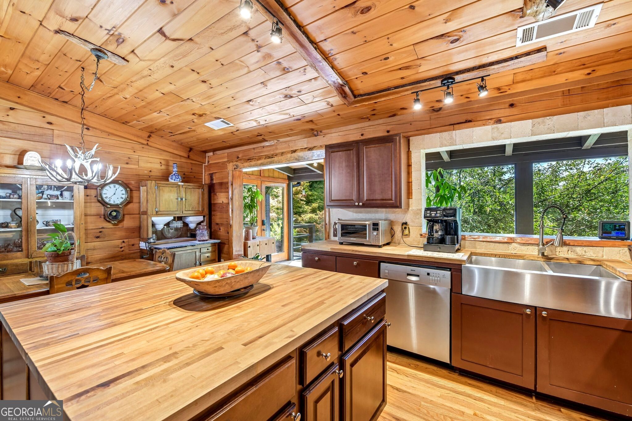 342 River Trail Property Photo 14
