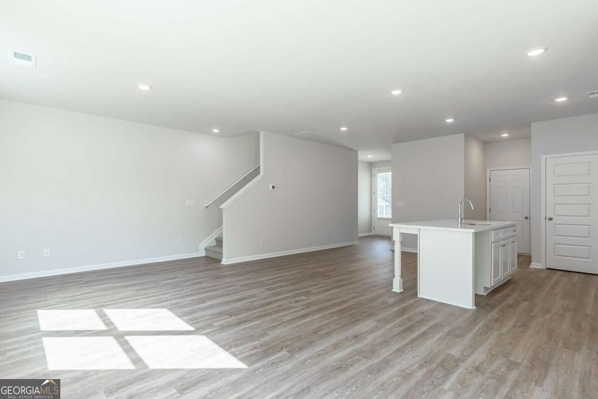 1150 Earlywood Way Property Photo 10