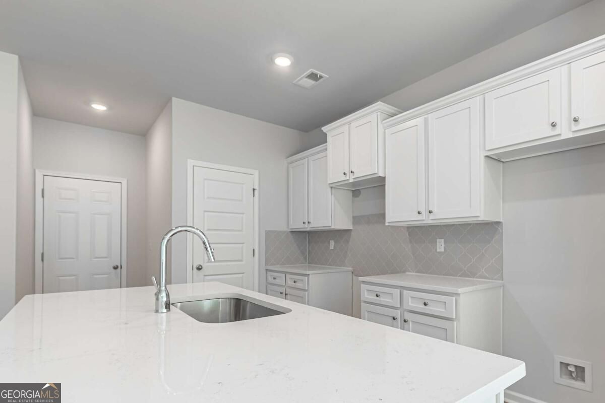 1150 Earlywood Way Property Photo 13