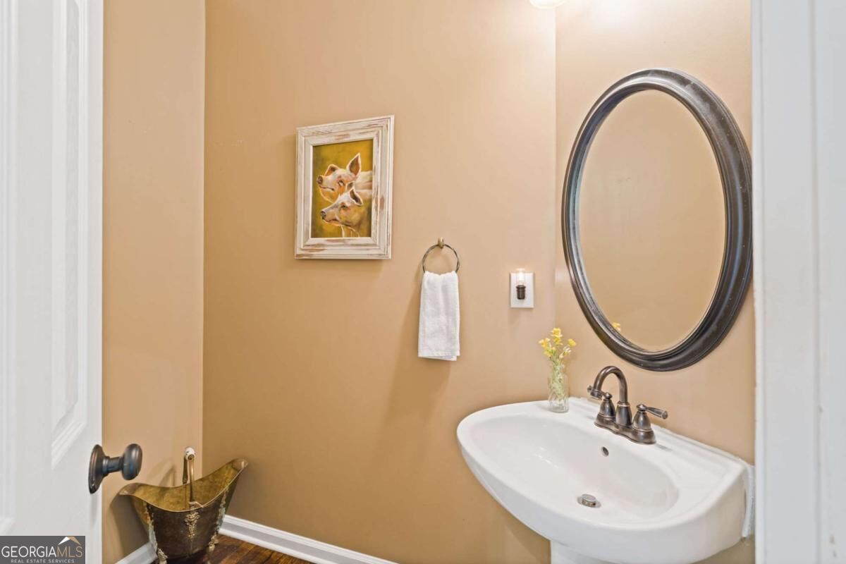 163 Woodcliff Drive Property Photo 23