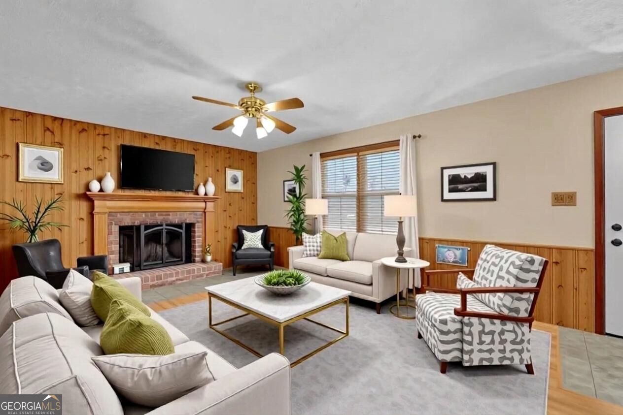 1480 Pinyon Place Property Photo 3