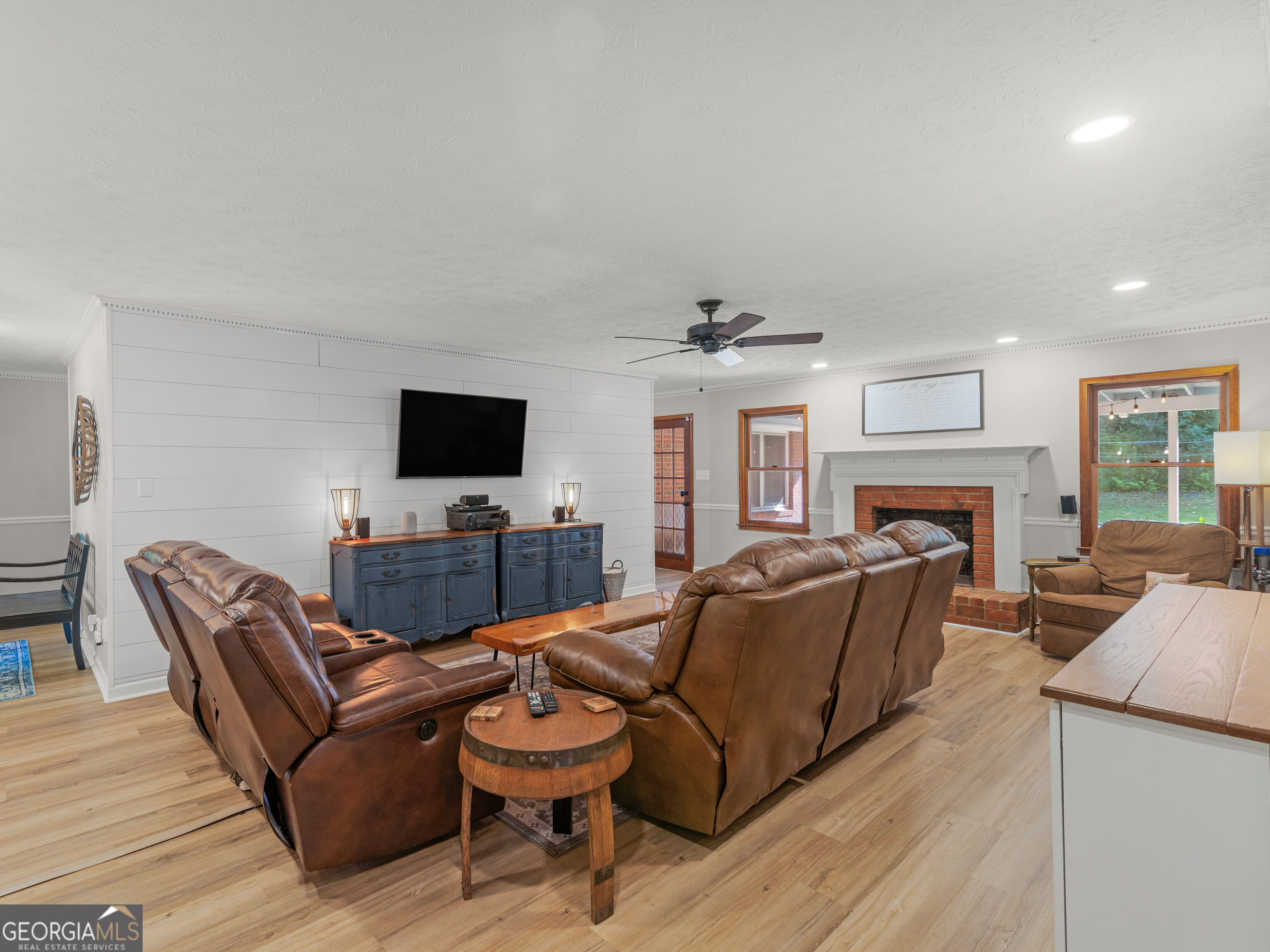 20 Valley Trail Property Photo 11