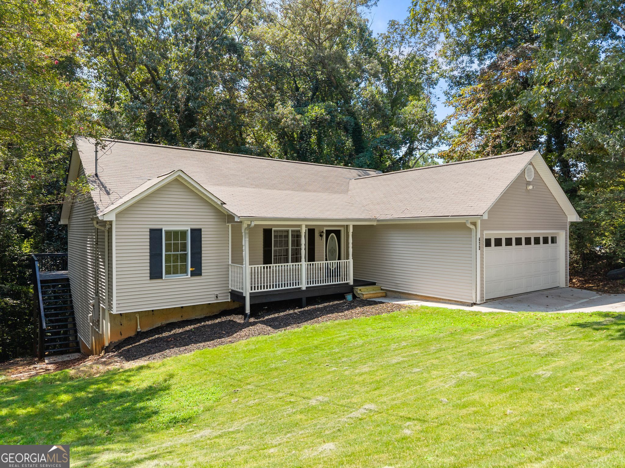 473 Christopher Drive Property Photo 4