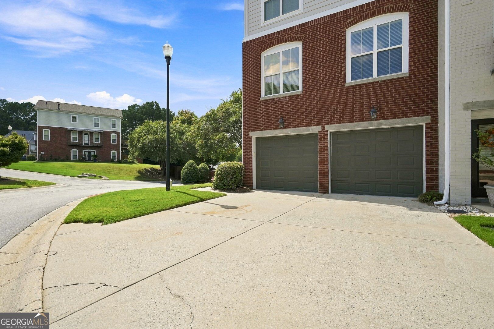 6035 Brookside Oak Circle Property Photo 3