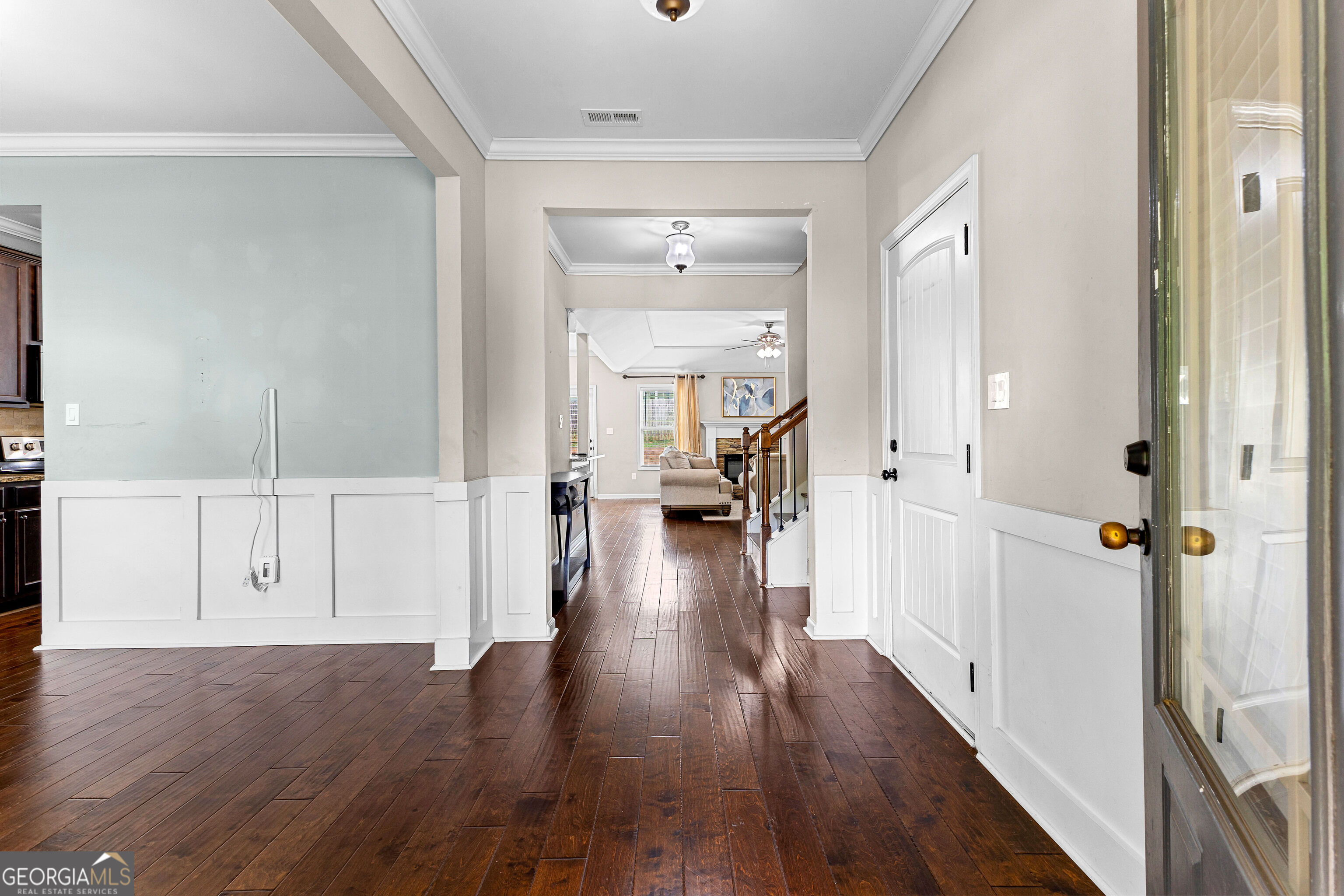 7 Camden Circle Property Photo 5