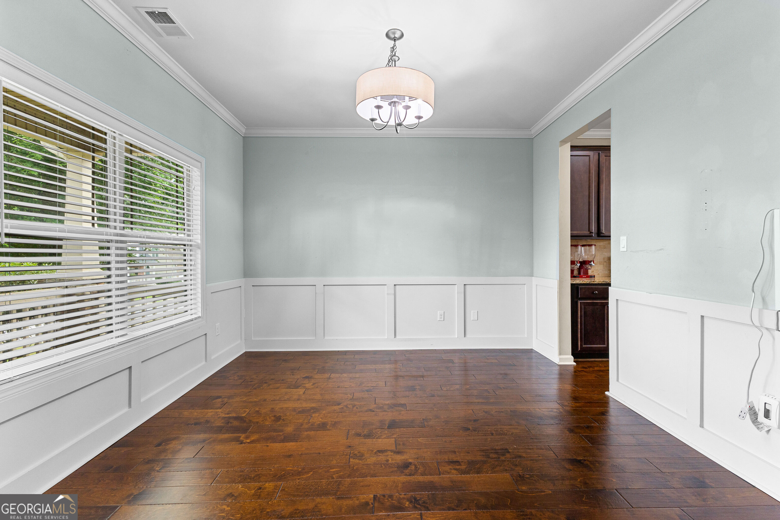 7 Camden Circle Property Photo 7