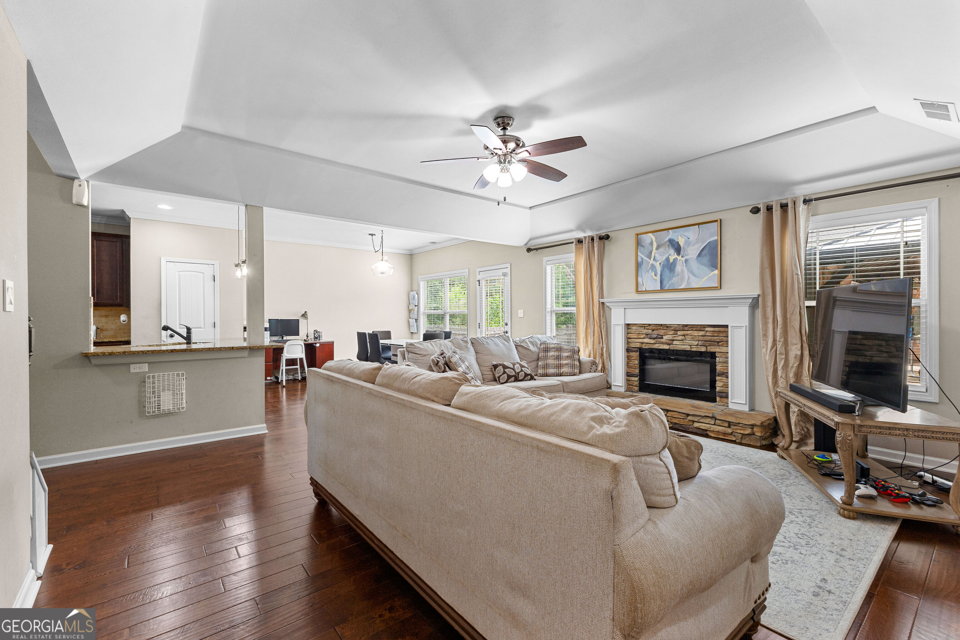 7 Camden Circle Property Photo 11