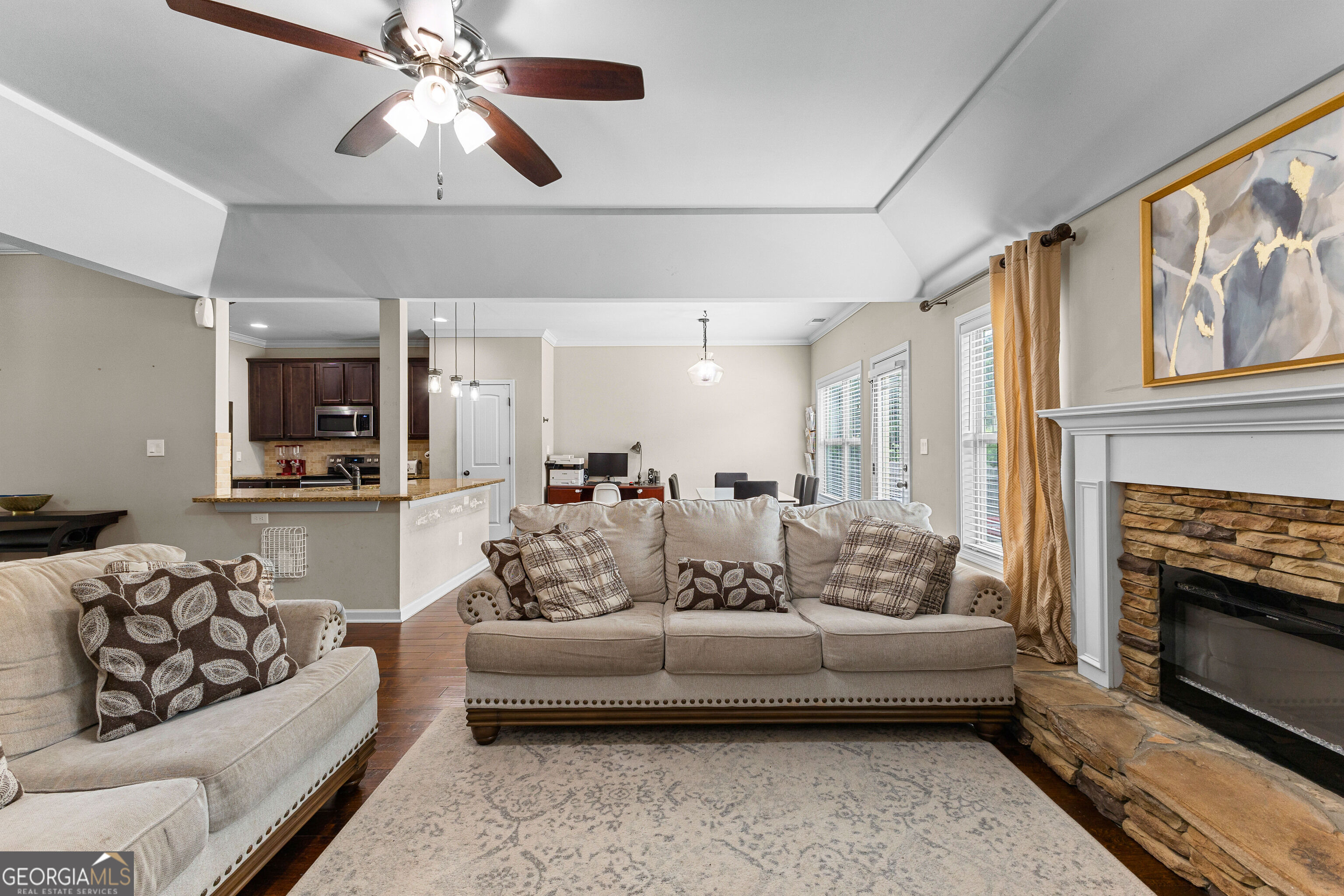 7 Camden Circle Property Photo 13