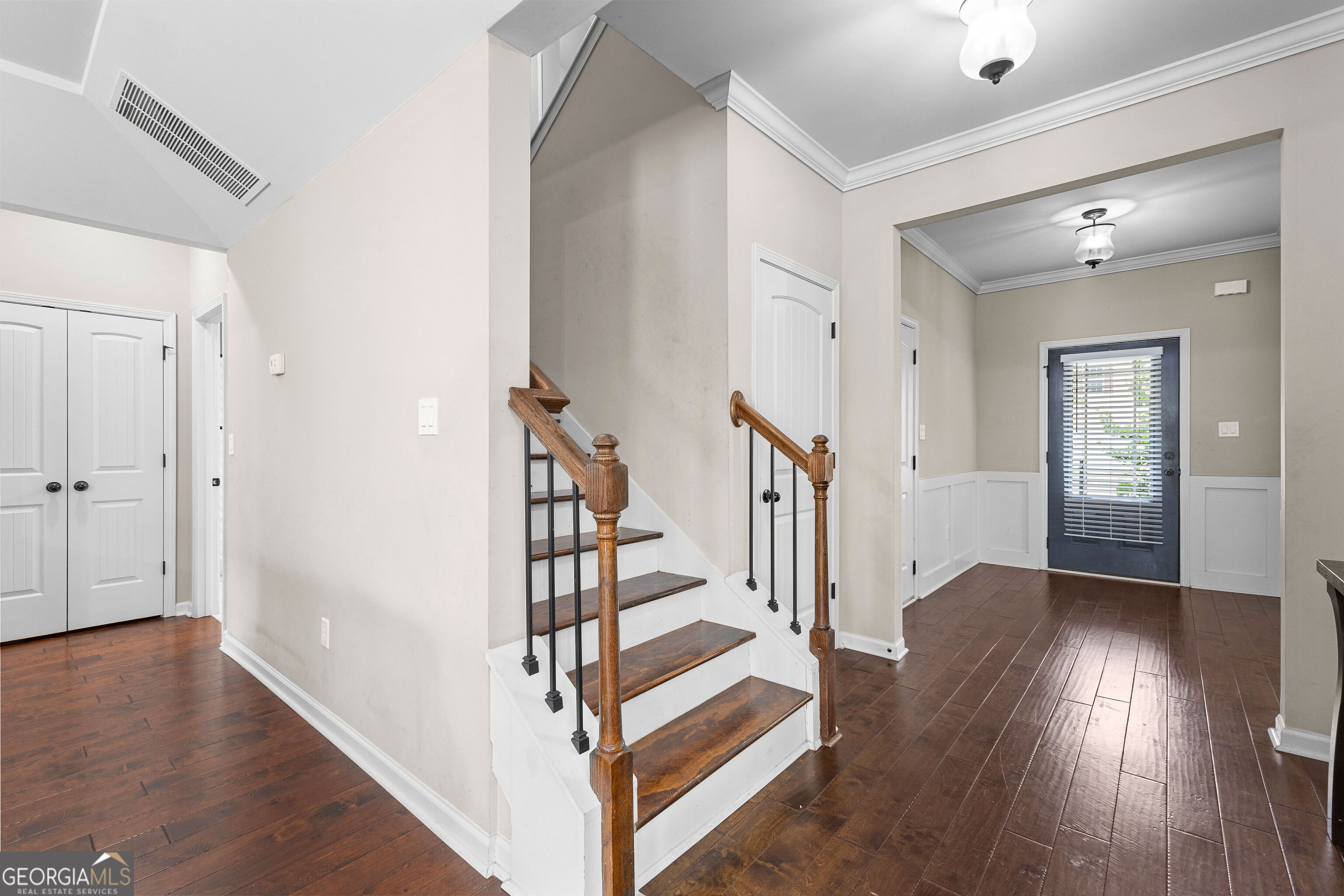 7 Camden Circle Property Photo 19