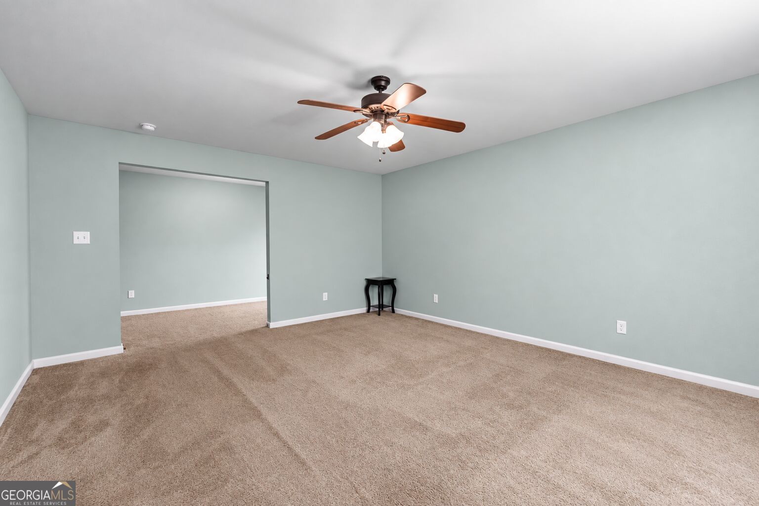 7 Camden Circle Property Photo 22
