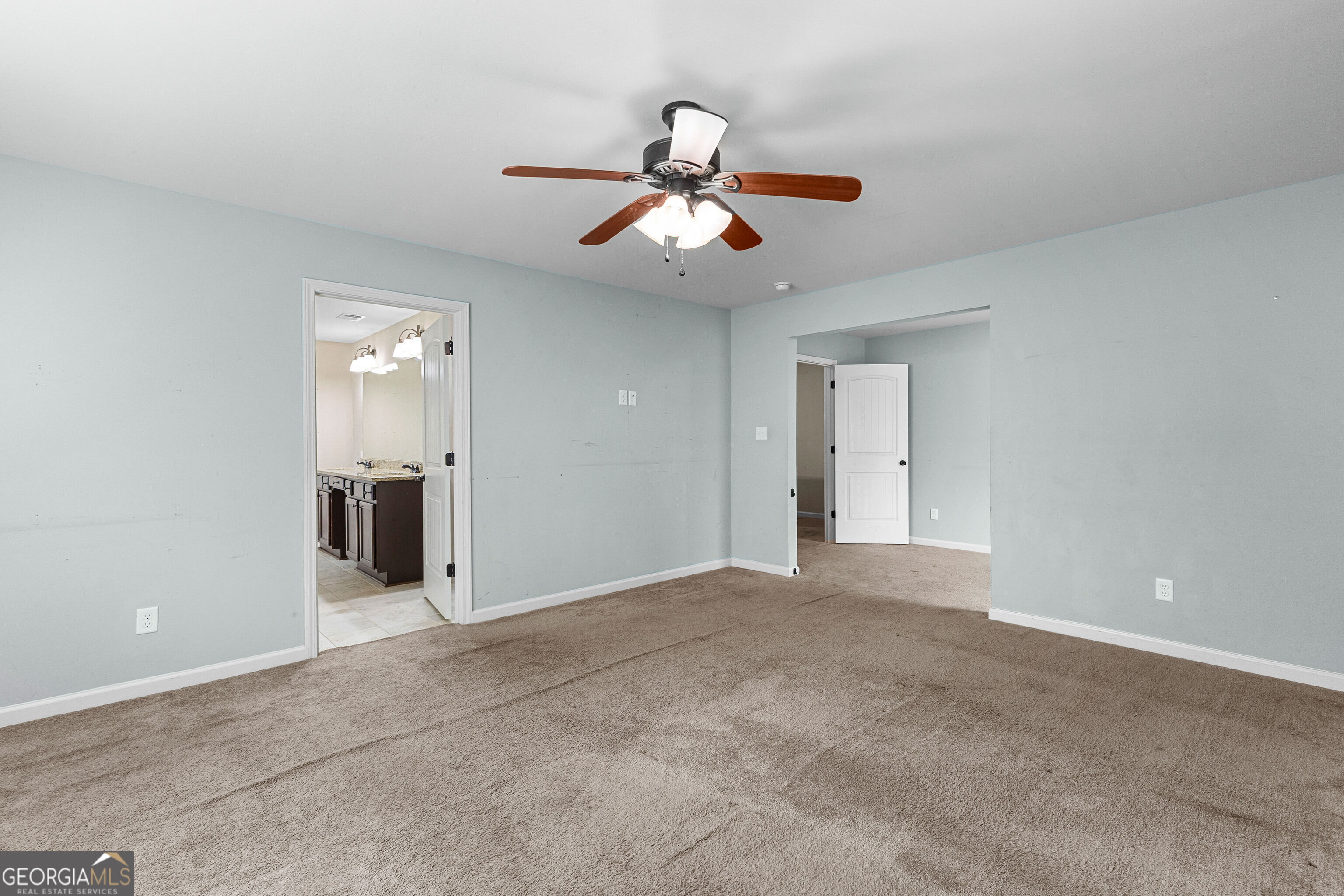 7 Camden Circle Property Photo 23