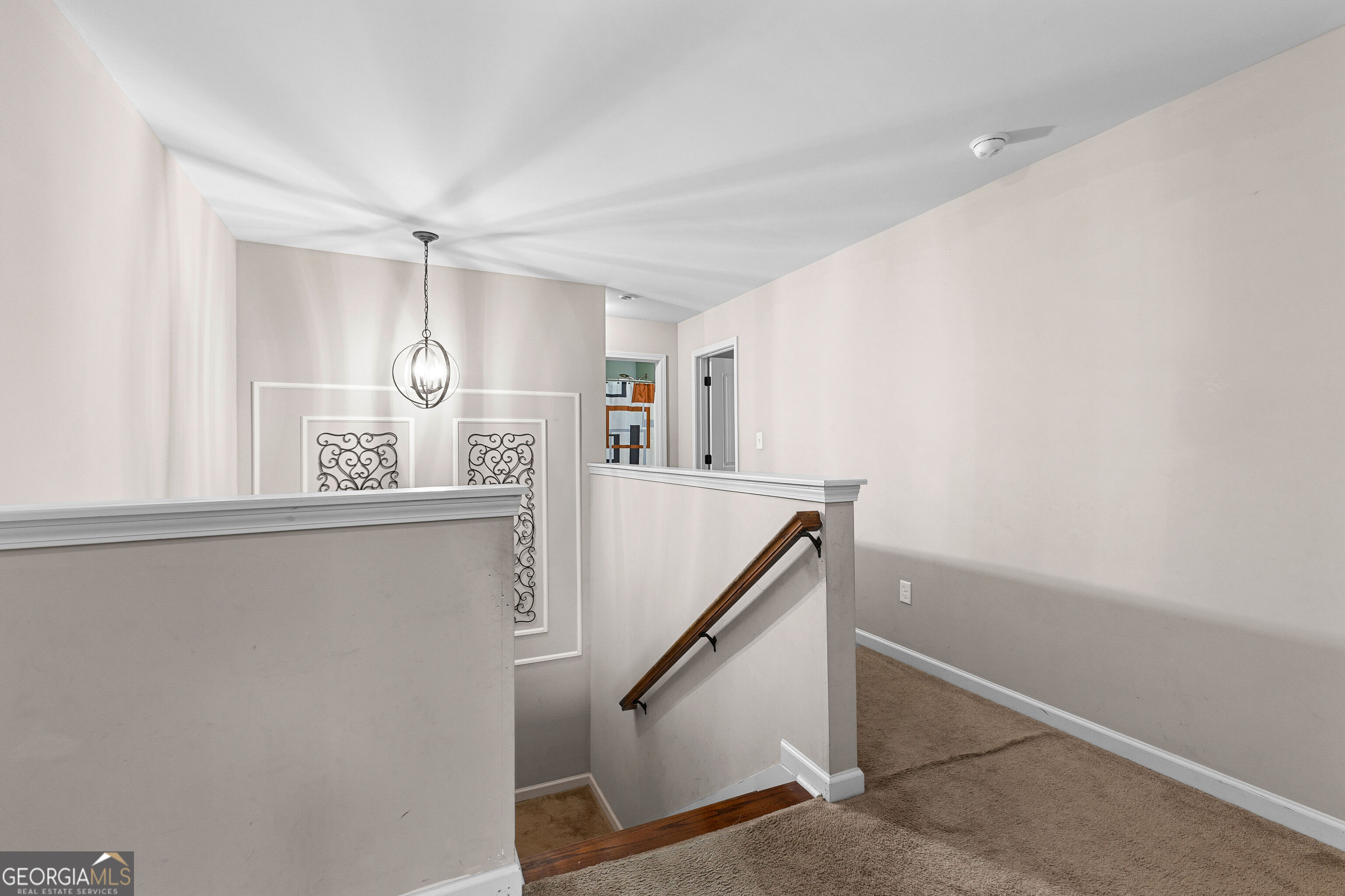 7 Camden Circle Property Photo 27