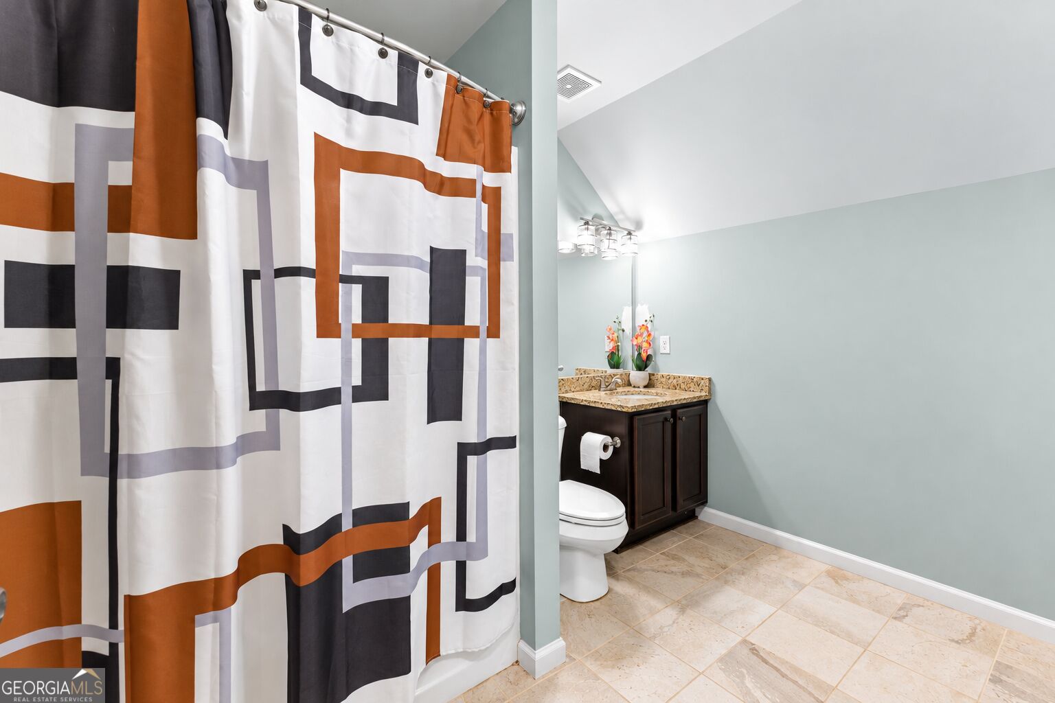 7 Camden Circle Property Photo 32