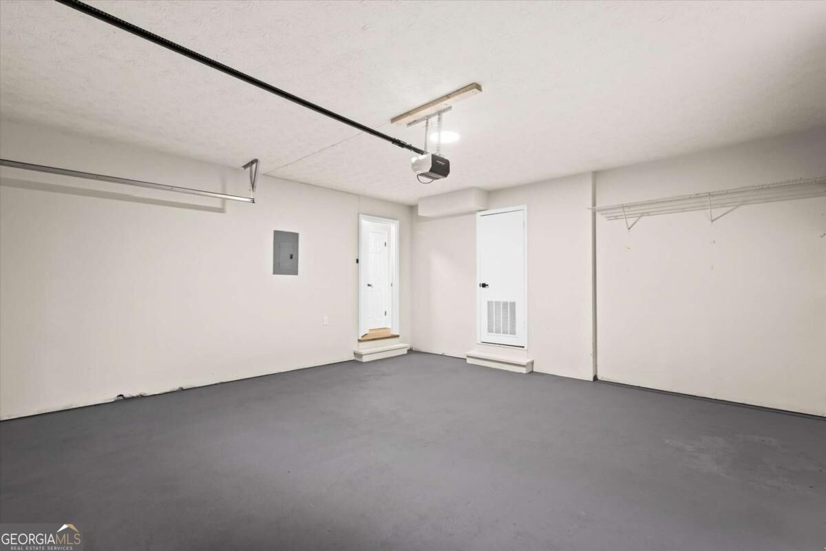 3075 Ashly Forest Drive Property Photo 49