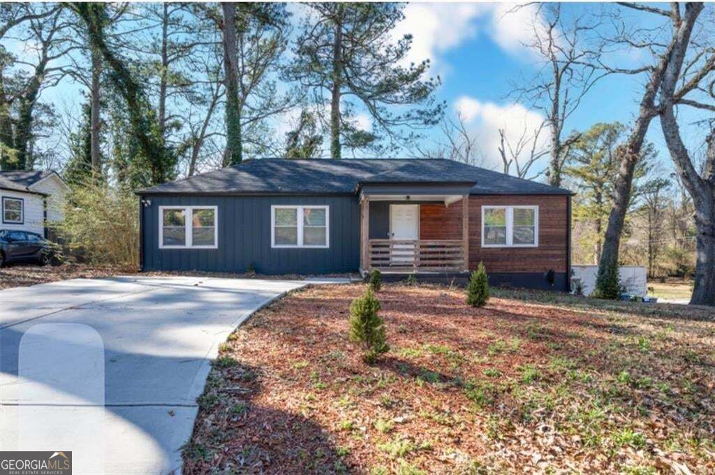 861 Norwood Road Se Property Photo 1