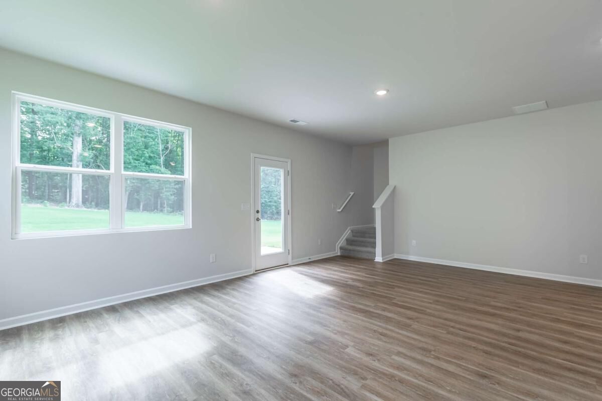 1144 Earlywood Way Property Photo 10