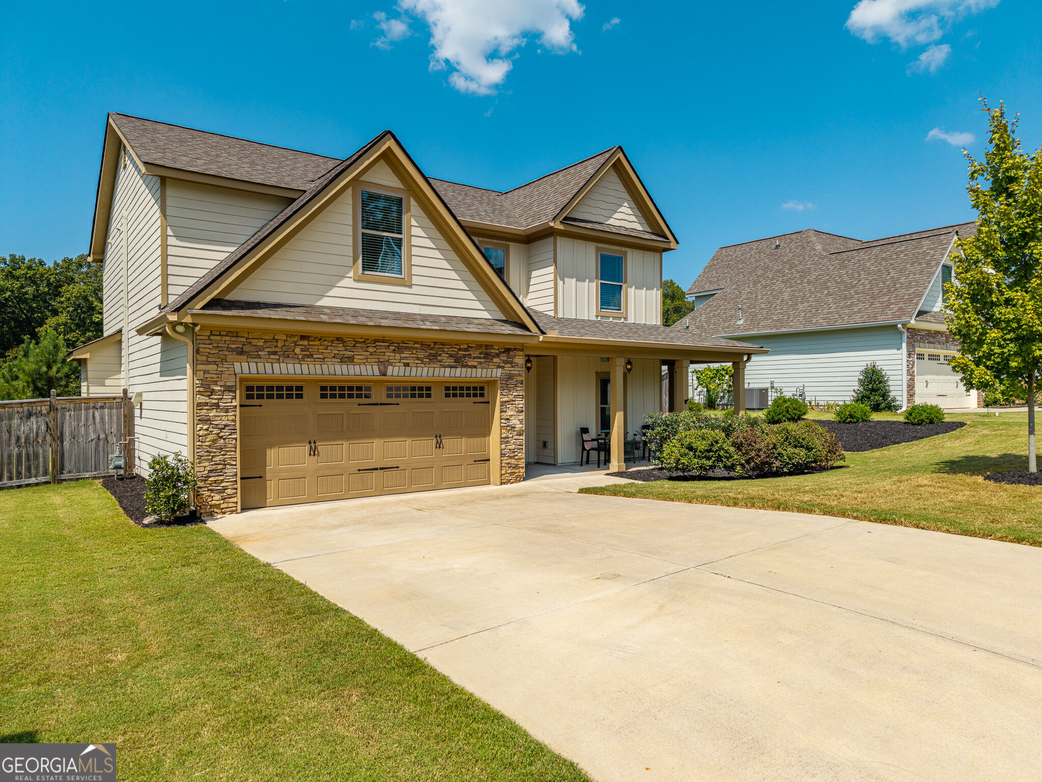 467 Tom Avery Drive Property Photo 3