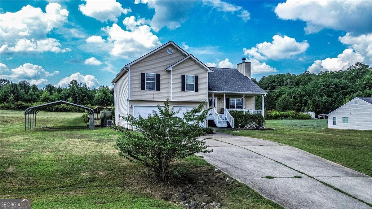 137 Stonebrooke Drive Property Photo 3