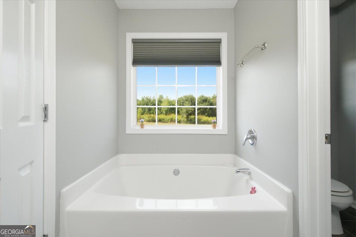 137 Stonebrooke Drive Property Photo 39