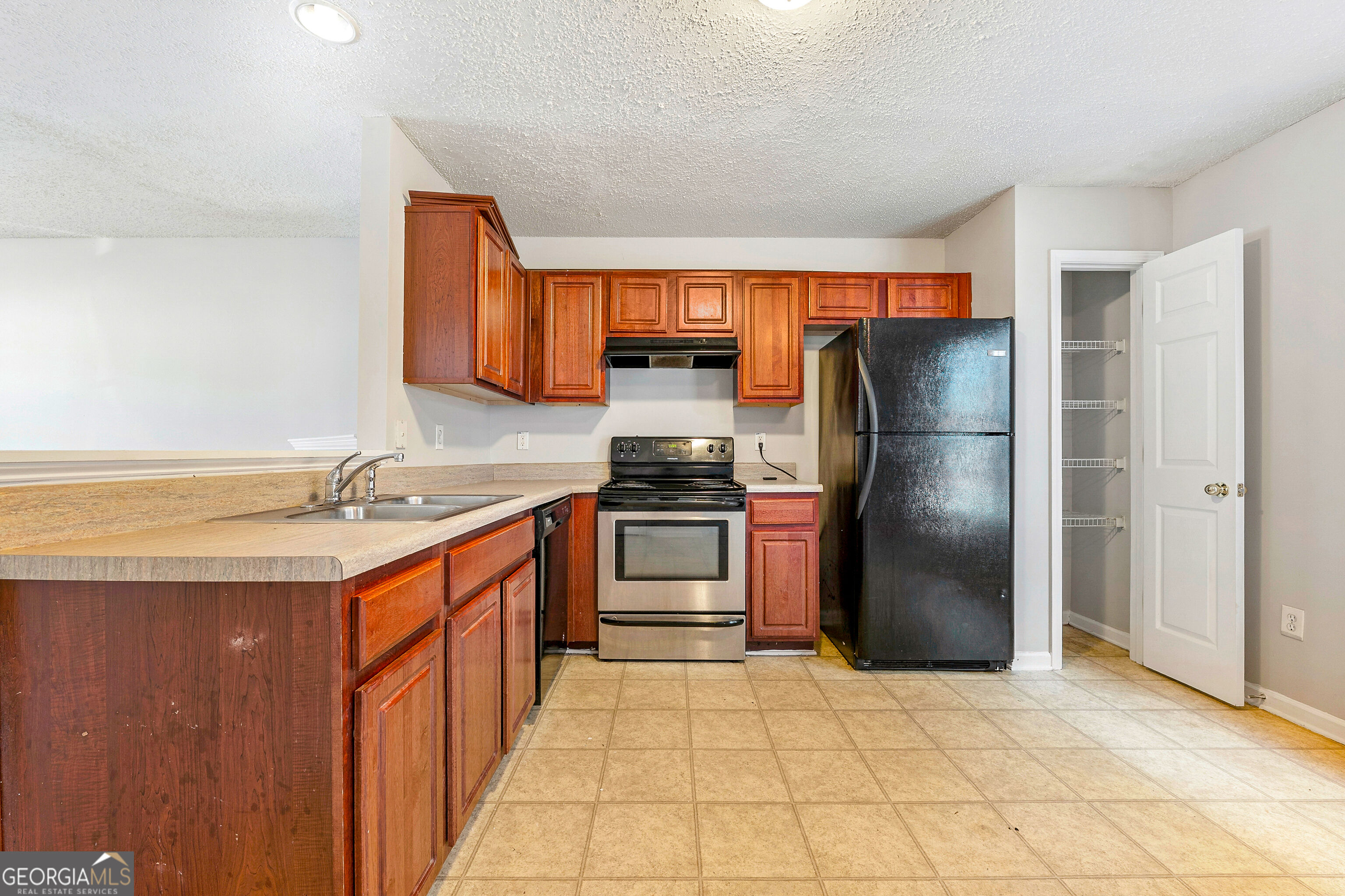 524 Jaclyn Circle Property Photo 10